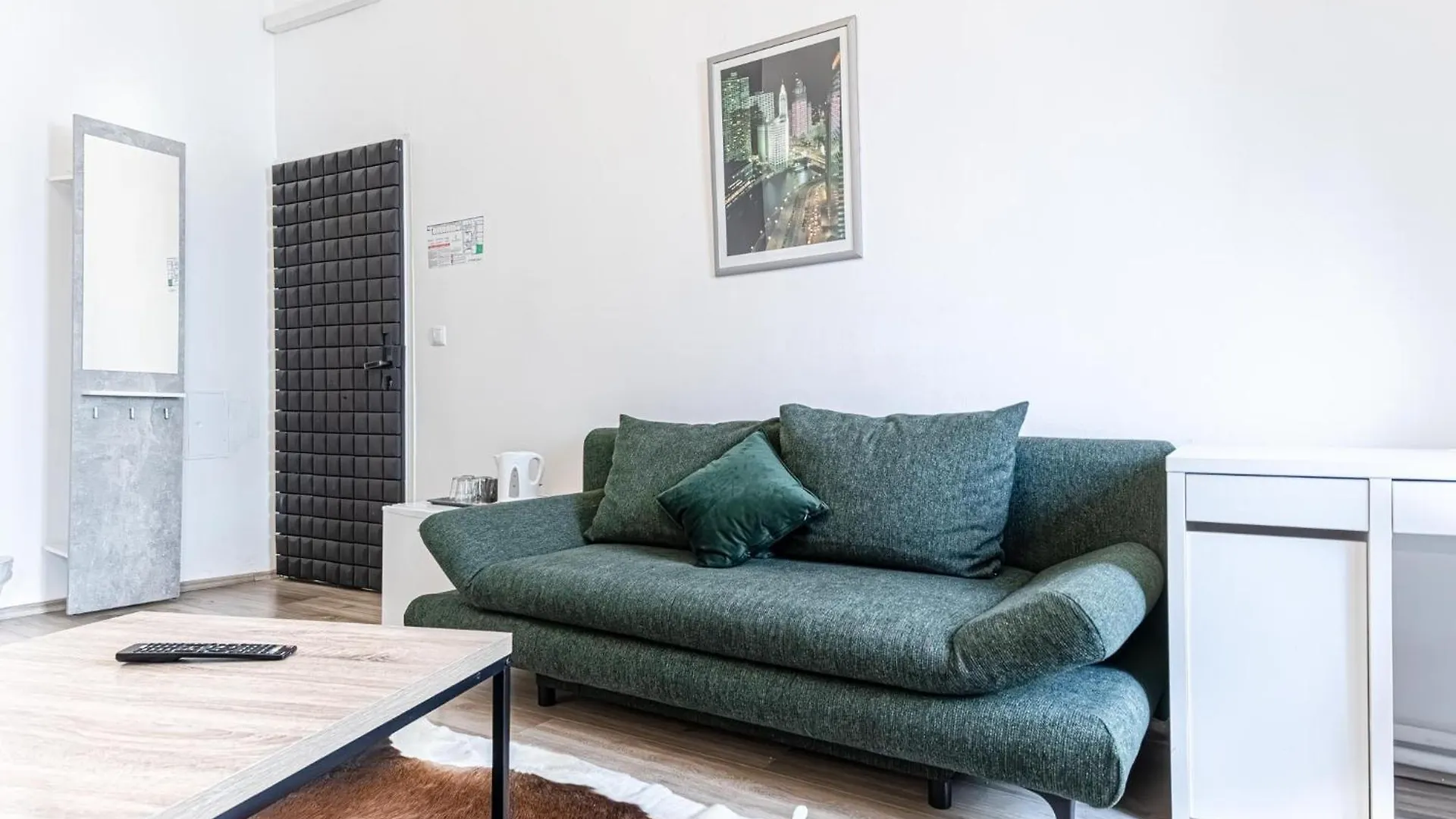 Mariahilfer Boutique Rooms - Virtual Reception & Self-Checkin Vienna Apartment