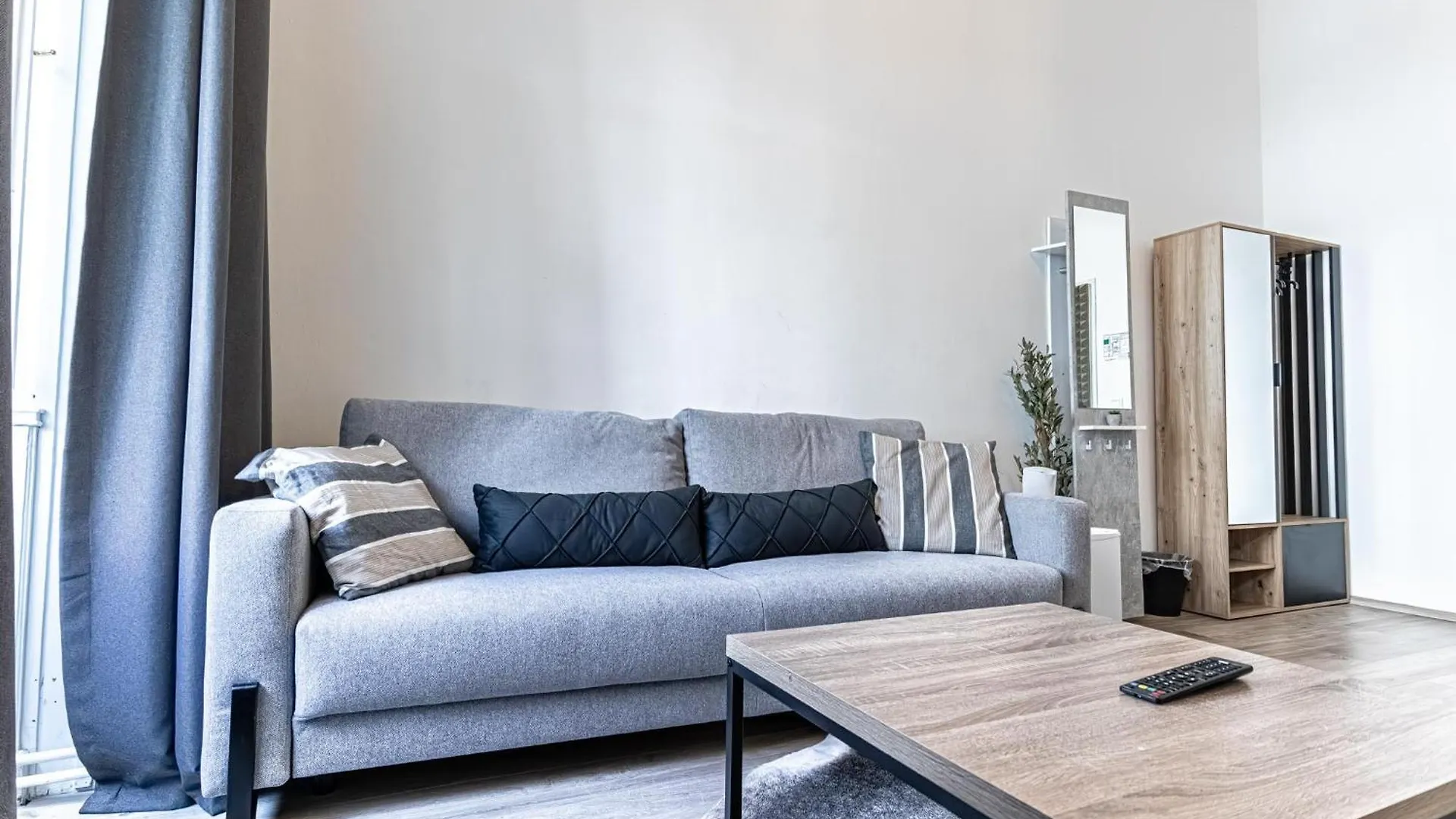 Mariahilfer Boutique Rooms - Virtual Reception & Self-Checkin Vienna 0*,