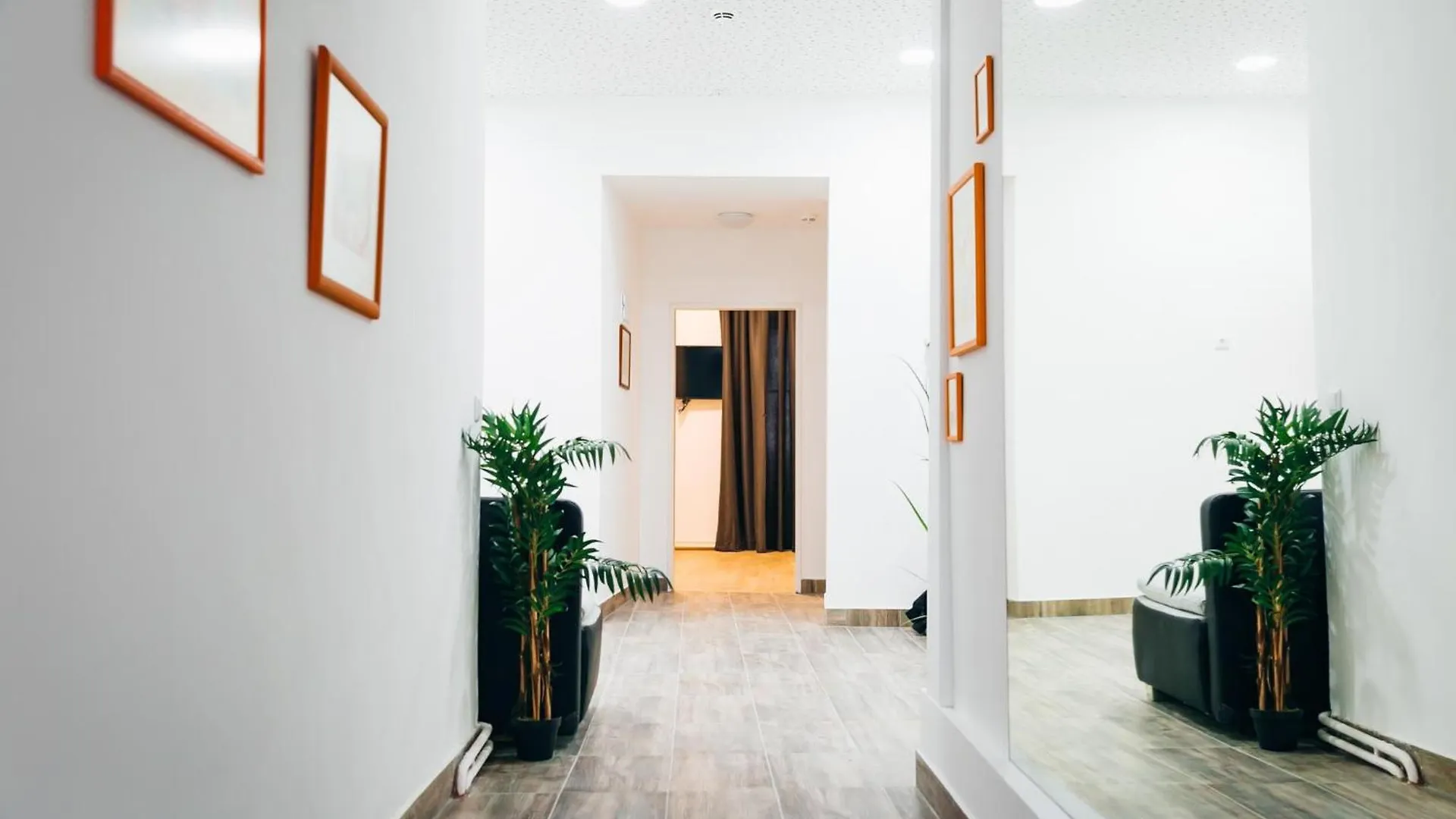 Mariahilfer Boutique Rooms - Virtual Reception & Self-Checkin Vienna Apartment