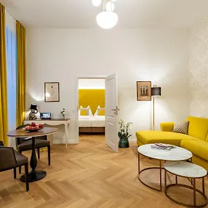 Theaterhotel&suites Hotel