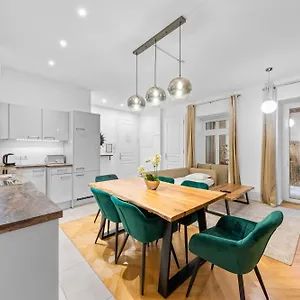  Apartment Chic Residences #suite 1